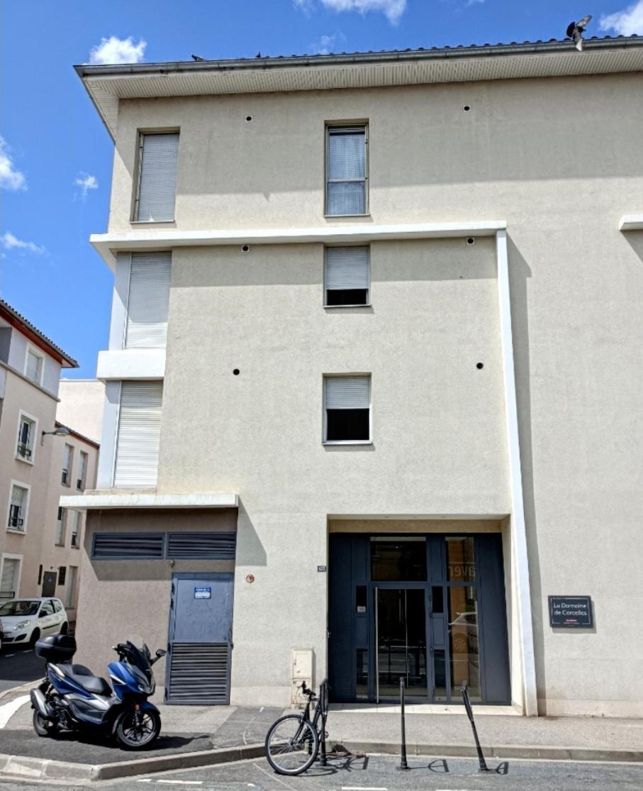 Ravissant Appartement T2 Proche Autoroute Et Centre-Ville Villefranche-sur-Saône Exterior photo